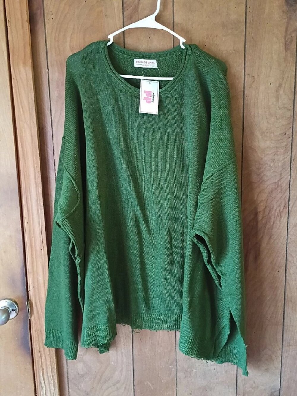 Discount Divas Women's Green Pullover Sweater 3X Raw Hem Oversized NWT